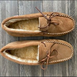 Tamarac slip on moccasins faux fur lining